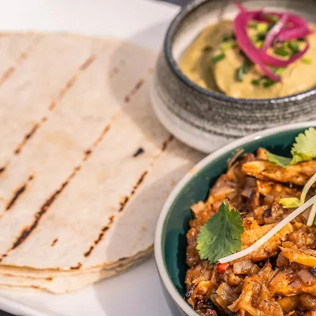 L'ocean אתר קמפינג 5*